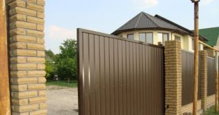 Купить откатные ворота из профнастила Биробиджан, цена от 1756 руб.