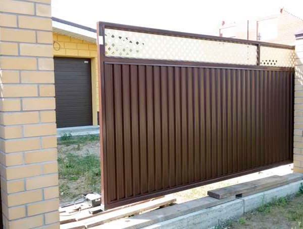 Эстетика и Надежность: Ворота Grand Line для Вашего Дома в Биробиджане от 36964 руб